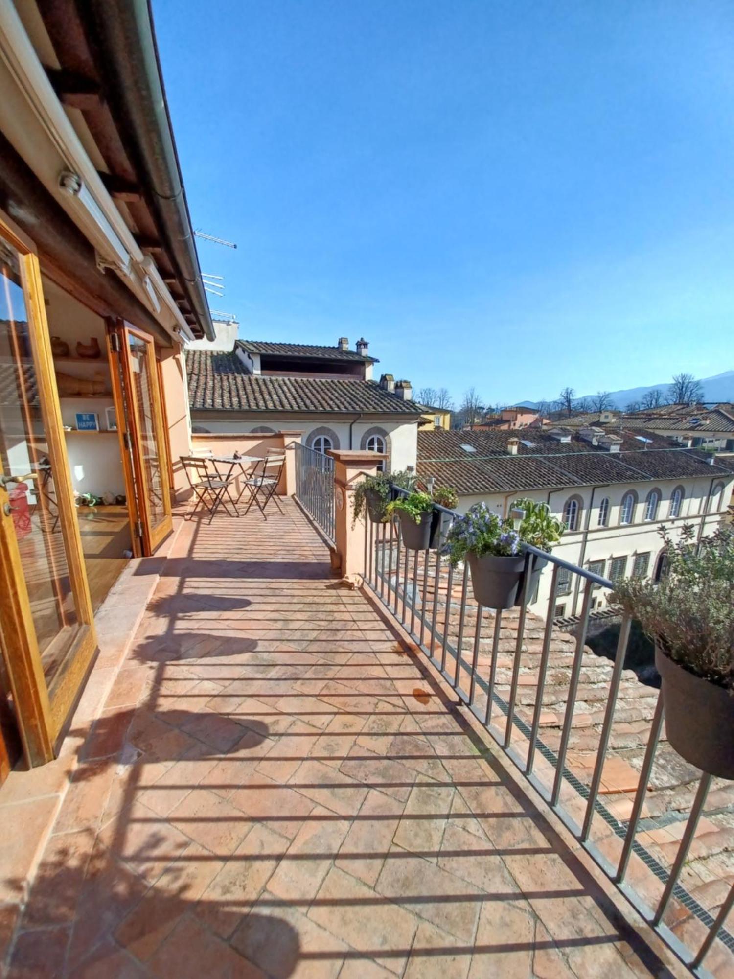 Terrazza Coccode' Spazioso Con Vista Mozzafiato! Lucca Exterior foto
